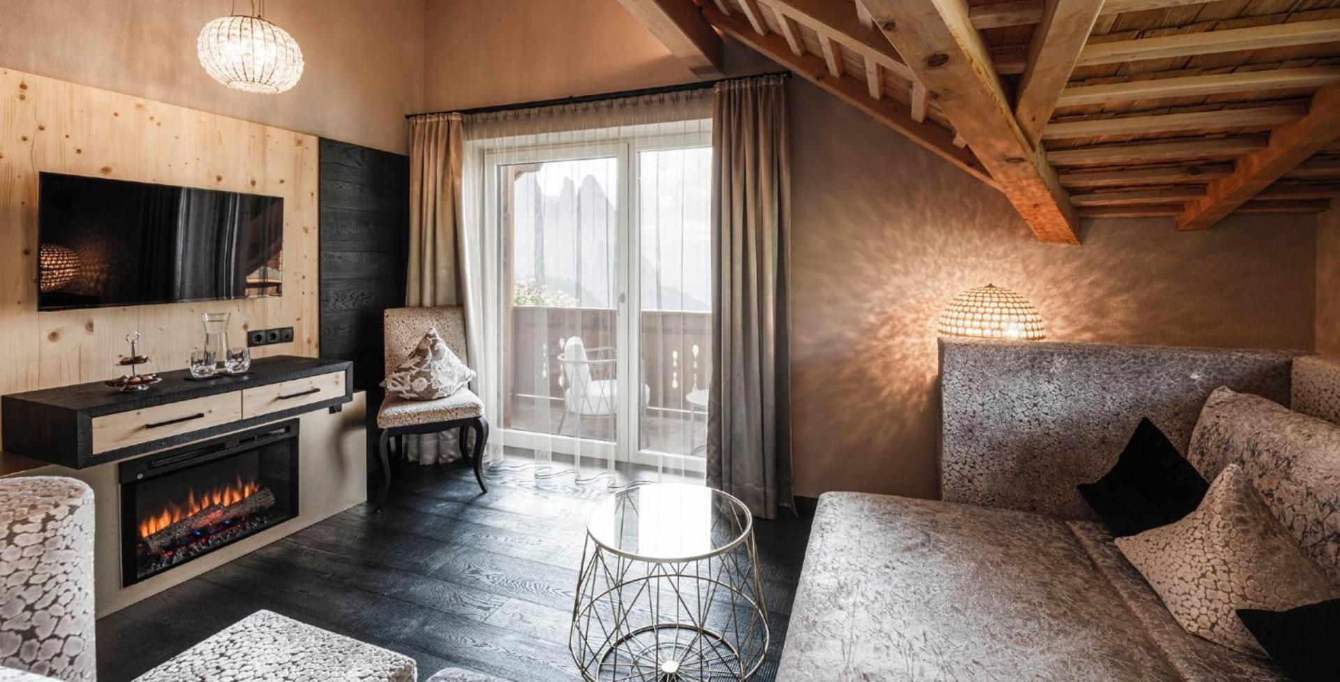 Hotel Rosa Eco Alpine Spa อัลเป ดิ ซิวซี ภายนอก รูปภาพ