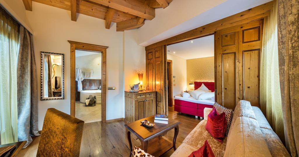 Hotel Rosa Eco Alpine Spa อัลเป ดิ ซิวซี ภายนอก รูปภาพ