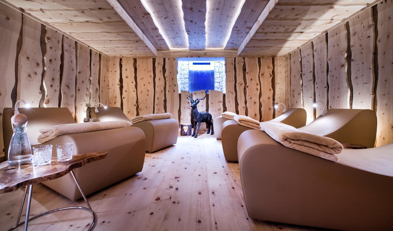 Hotel Rosa Eco Alpine Spa อัลเป ดิ ซิวซี ภายนอก รูปภาพ
